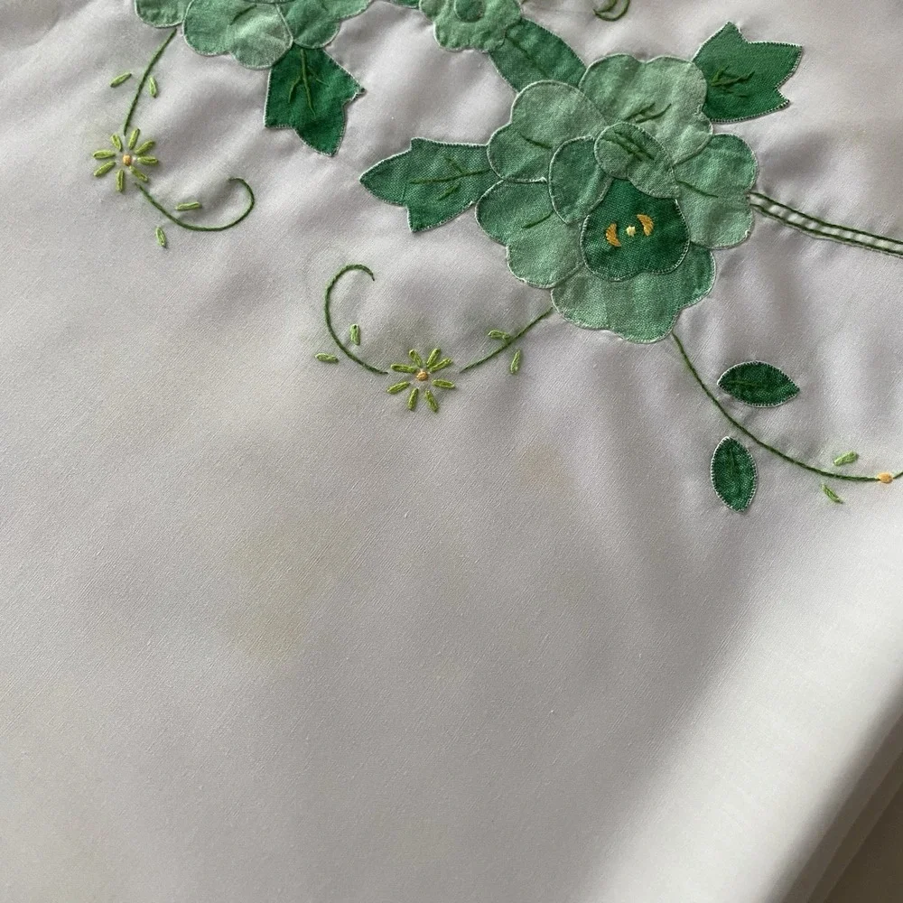 Vintage 70s Hand Sewn Embroidered Applique Floral Tablecloth 70x88